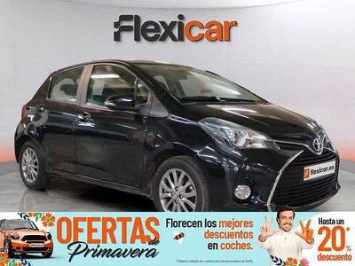 Usado Toyota Yaris Active 69 CV (50 kW) 2016 Negro Berlina