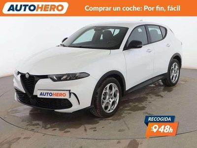 Blanco Usado 2022 Alfa Romeo Tonale Sprint SUV | 22.635 € (Precio justo)