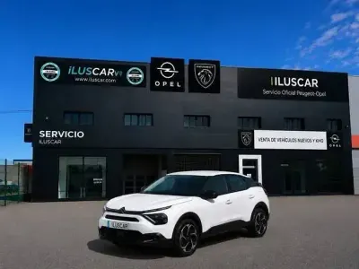 Usado Citroën C4 Feel 110 CV (80 kW) 2022 Blanco banquise Berlina