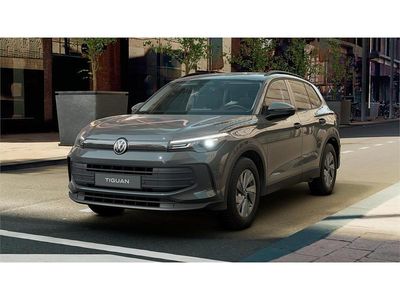 Nuevo VW Tiguan Classicline 150 CV (110 kW) 2025 Gris delfin SUV