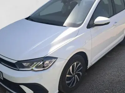 Usado VW Polo Life 95 CV (69 kW) 2022 Utilitario