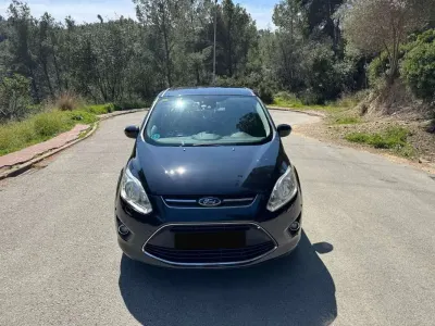 Usado Ford C-MAX S 125 CV (91 kW) 2014 Negro Monovolumen