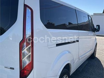 Usado Ford Tourneo Titanium 150 CV (110 kW) 2022 Blanco Monovolumen
