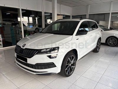 Usado Skoda Karoq SportLine 150 CV (110 kW) 2022 Blanco SUV