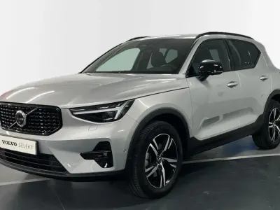 Brugt Volvo XC40 Plus 163 HK (119 kW) 2025 Sølv SUV