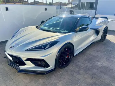 Usado Chevrolet Corvette 2021 Plateado Descapotable