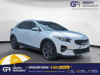 Usado Kia XCeed 120 CV (88 kW) 2020 Blanco SUV