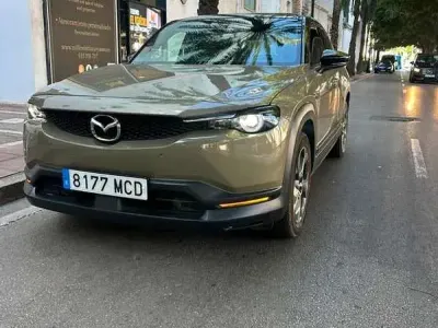 Usado Mazda MX30 Exclusive-Line 106 kW (145 CV) 2022 Verde SUV