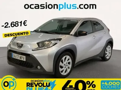 Occasion Toyota Aygo Play 72 PK (52 kW) 2024 Grijs Hatchback