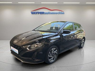 Usado Hyundai i20 84 CV (61 kW) 2023 Negro Berlina