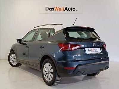 Usado Seat Arona Style 110 CV (80 kW) 2024 Gris SUV