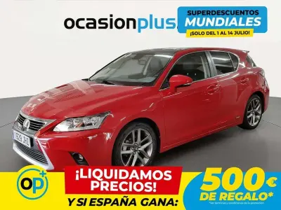 Usado Lexus CT200h Luxury Line 136 CV (100 kW) 2015 Rojo Utilitario