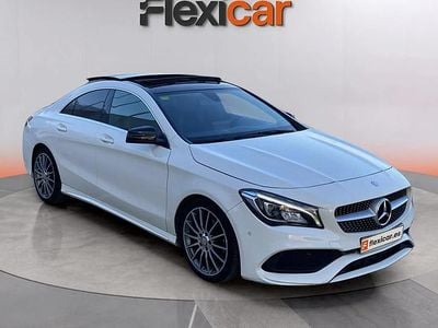 Usado Mercedes CLA200 136 CV (100 kW) 2016 Gris Coupe