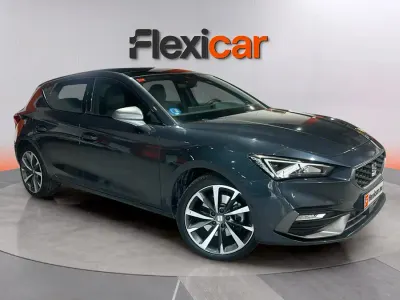 Usado Seat Leon FR 205 CV (150 kW) 2021 Gris Familiar