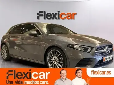 Usado Mercedes A180 136 CV (100 kW) 2020 Gris / plata Berlina