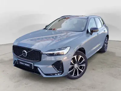 Usado Volvo XC60 Ultimate 197 CV (144 kW) 2022 Gris / plata SUV
