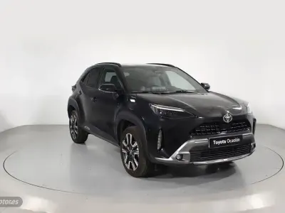 Usado Toyota Yaris Cross Style 130 CV (95 kW) 2025 Negro SUV