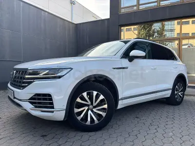 Usado VW Touareg Atmosphere 231 CV (169 kW) 2019 Blanco SUV