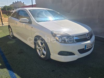 Opel Astra GTC