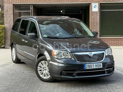 Lancia Voyager