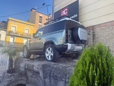 Usado Suzuki Jimny 102 CV (75 kW) 2020 Verde SUV