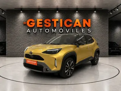 Usado Toyota Yaris Cross Edition 116 CV (85 kW) 2022 Amarillo SUV