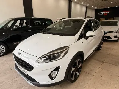 Usado Ford Fiesta Active 86 CV (63 kW) 2020 Blanco Utilitario
