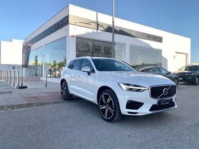 Usado Volvo XC60 R-Design 340 CV (250 kW) 2021 Blanco SUV