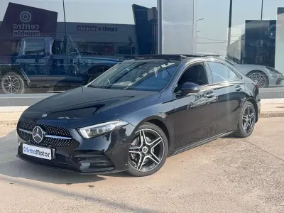 Usado Mercedes A200 163 CV (119 kW) 2022 Negro Berlina