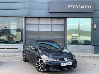 Usado VW Golf VII GTI 245 CV (180 kW) 2019 Gris / plata Berlina