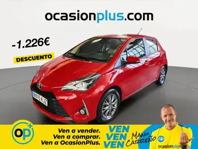 Käytetty Toyota Yaris Active 111 HP (81 kW) 2018 Punainen