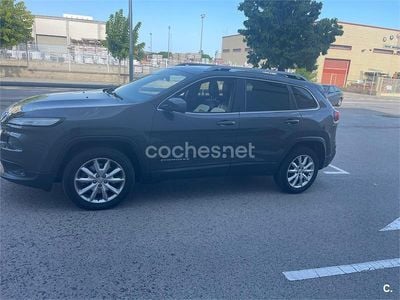 Usado Jeep Cherokee Limited 170 CV (125 kW) 2015 Gris / plata SUV