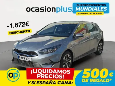Usado Kia Ceed 100 CV (73 kW) 2025 Blanco Utilitario