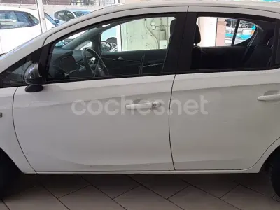 Usado Opel Corsa Selective 90 CV (66 kW) 2016 Blanco Utilitario