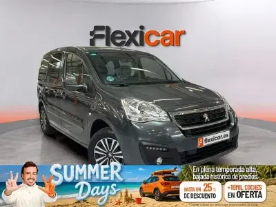 Usado Peugeot Partner Tepee Active 110 CV (80 kW) 2017 Gris Monovolumen