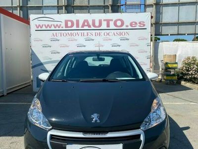Usado Peugeot 208 Style 83 CV (61 kW) 2018 Utilitario