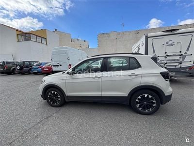 Gris / plata Usado 2023 VW T-Cross Advance SUV | 17.000 € (Precio justo)