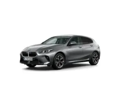 Usado BMW 120 Comfort Edition 163 CV (119 kW) 2025 Gris Utilitario