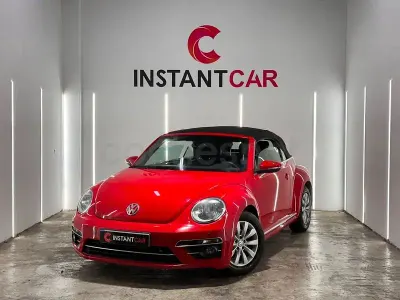 Usado VW Beetle 105 CV (77 kW) 2018 Rojo Utilitario