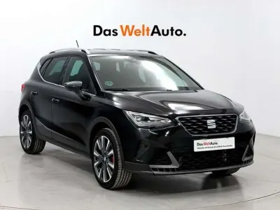Usado Seat Arona FR 116 CV (85 kW) 2025 Negro SUV
