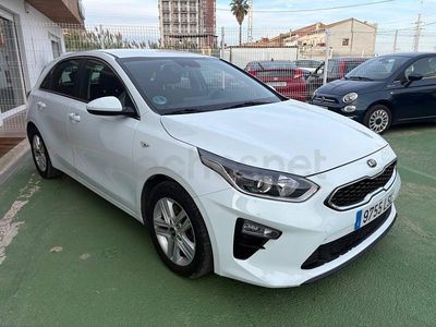 Blanco Usado 2021 Kia Ceed Utilitario | 13.475 € (Buen precio)