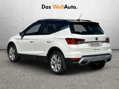 Usado Seat Arona Xperience 115 CV (84 kW) 2025 Blanco SUV