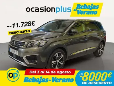 Usado Peugeot 5008 Allure 131 CV (96 kW) 2019 Gris SUV
