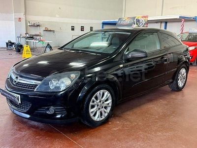 Usado Opel Astra GTC Energy 115 CV (84 kW) 2009 Negro Berlina