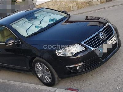 Usado VW Passat Highline 140 CV (102 kW) 2009 Negro Berlina