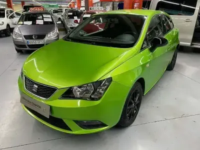 Usado Seat Ibiza Style 90 CV (66 kW) 2016 Verde Berlina