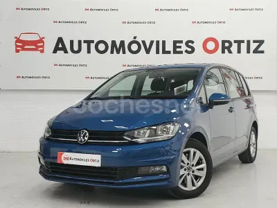 Usado VW Touran Business 115 CV (84 kW) 2020 Azul Monovolumen
