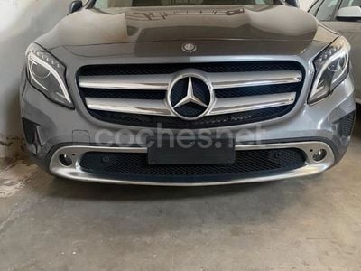 Mercedes GLA220