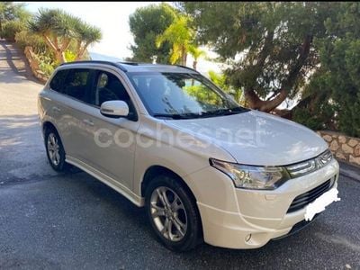 Blanco Usado 2013 Mitsubishi Outlander Motion SUV | 11.500 € (Precio justo)