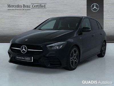 Usado Mercedes B200 AMG line 150 CV (110 kW) 2022 Negro noche Monovolumen